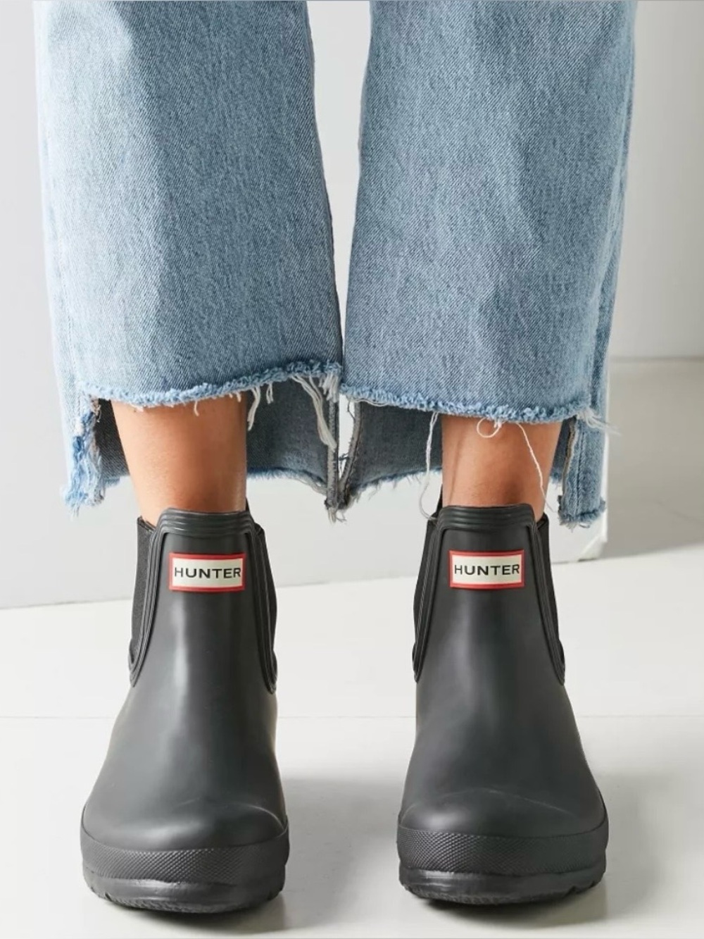 HUNTER Original Chelsea Waterproof Matte Black Rain Boots